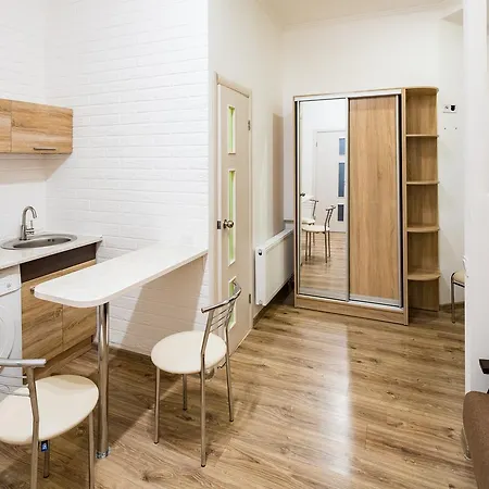 On Sholom Aleykhema 8 *