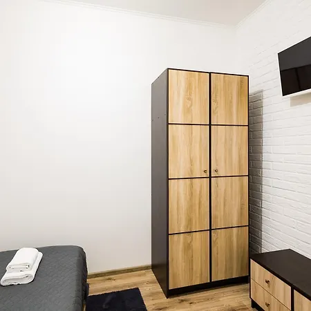 Apartment On Sholom Aleykhema 8