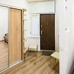 On Sholom Aleykhema 8 * Львів