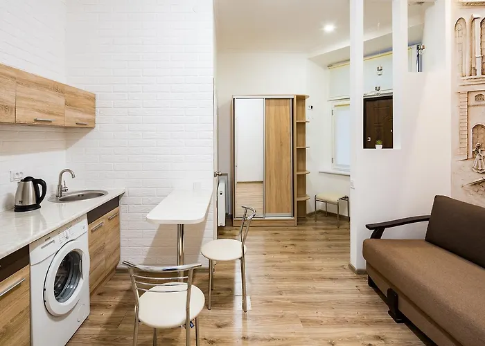 Apartment On Sholom Aleykhema 8